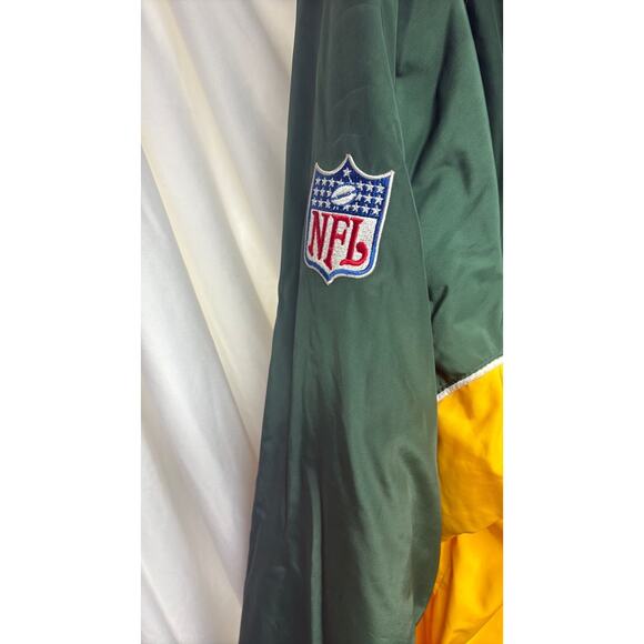 Vintage green bay packers jacket by Reebok, NFL on field team apparel - Picture 2 of 8